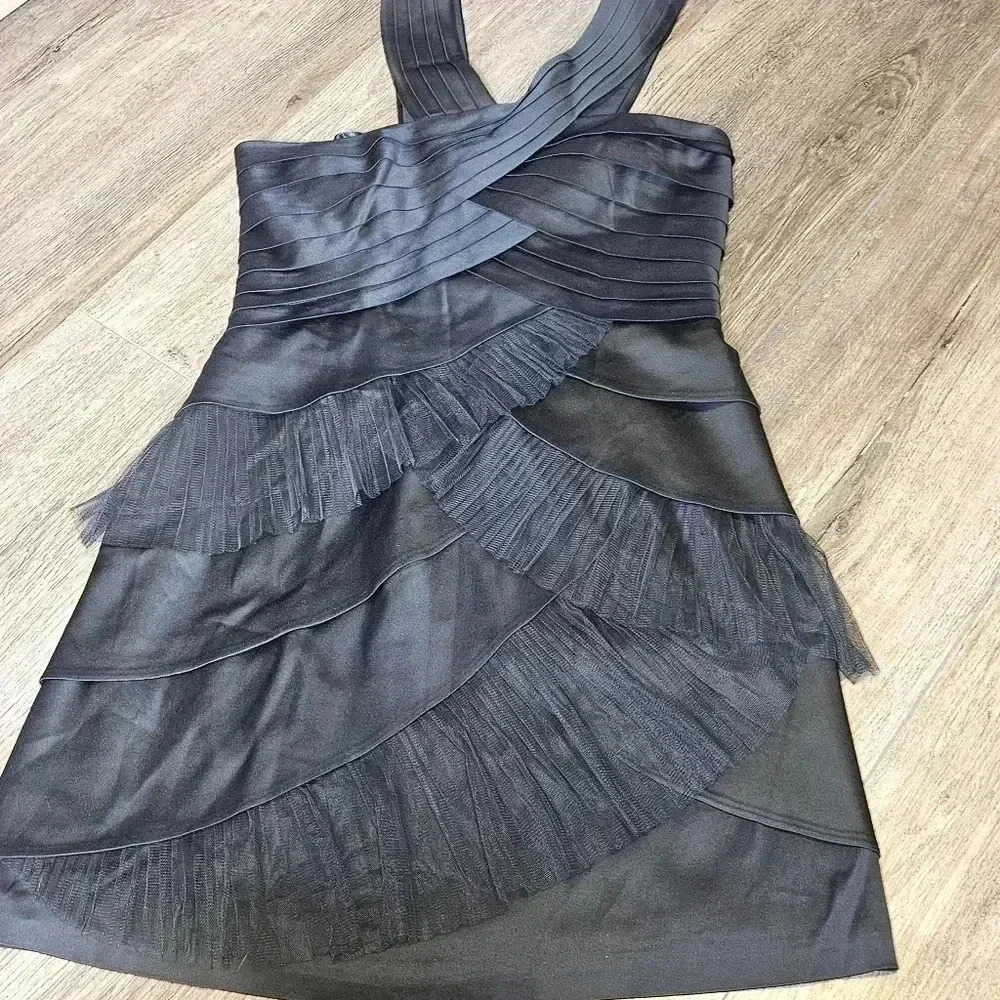 BCBG Maxazria Black Multilayered Satin Tulle Formal Mini Dress Sz 8 Evening Wear - Picture 7 of 13